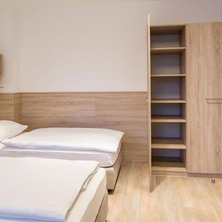 A2 Boarding House Memmingen Aparthotel Buitenkant foto
