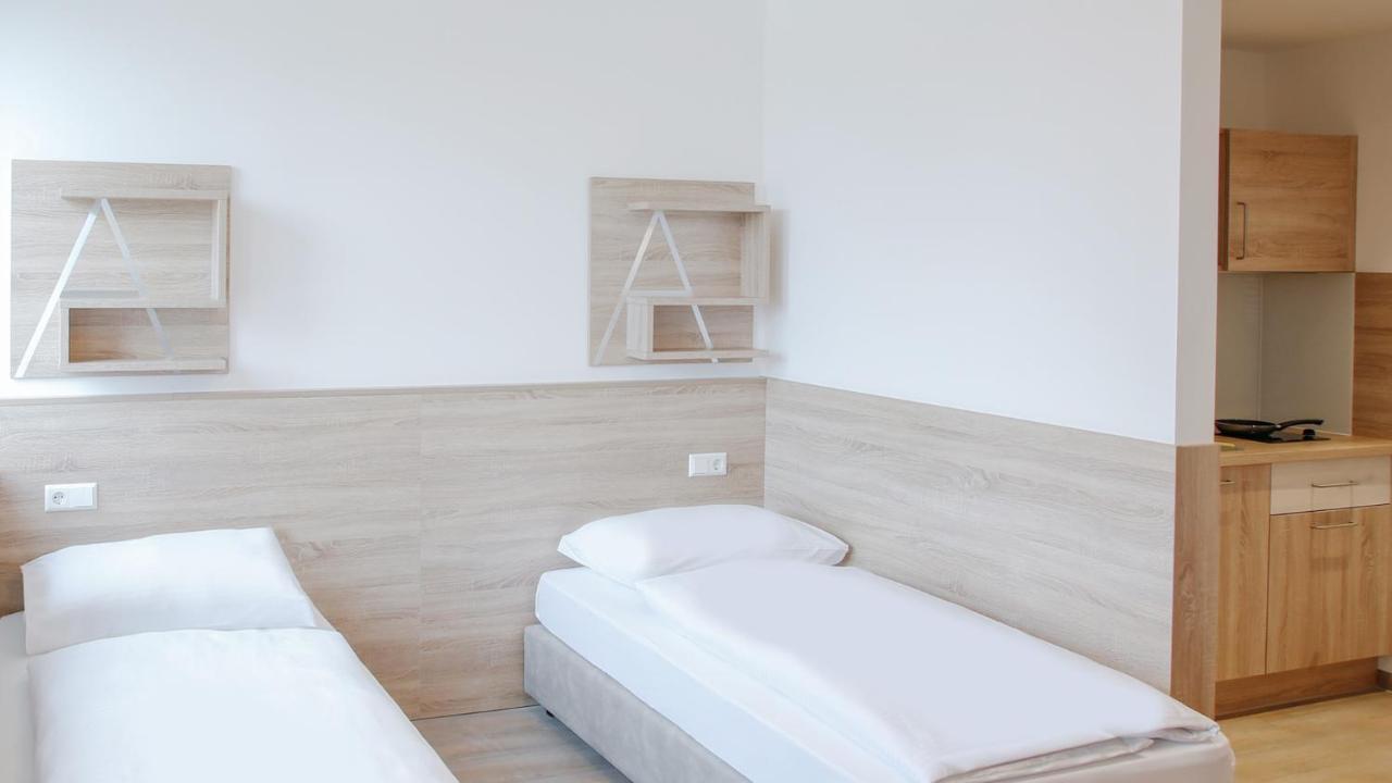 A2 Boarding House Memmingen Aparthotel Buitenkant foto