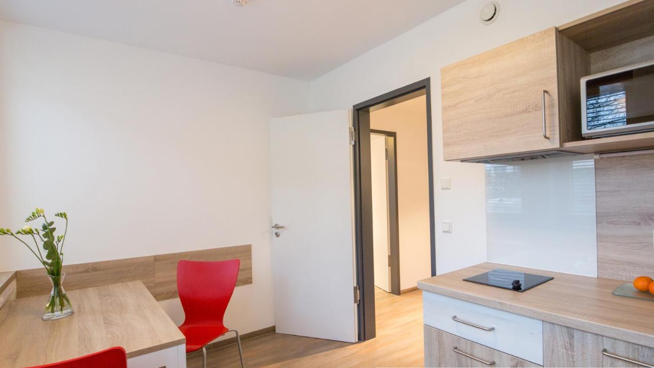 A2 Boarding House Memmingen Aparthotel Buitenkant foto